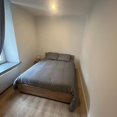 Appartement 2 Chambres Centre-Ville ลูร์ ภายนอก รูปภาพ