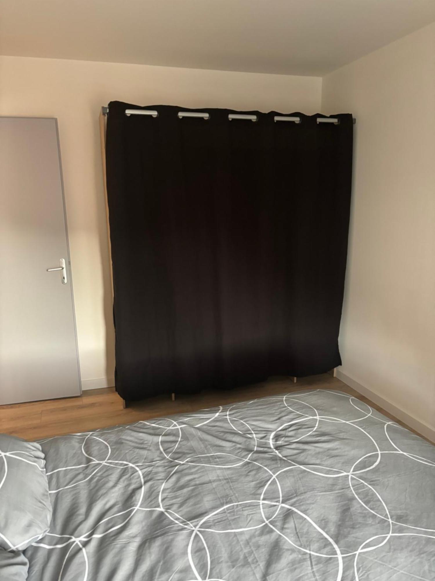 Appartement 2 Chambres Centre-Ville ลูร์ ภายนอก รูปภาพ